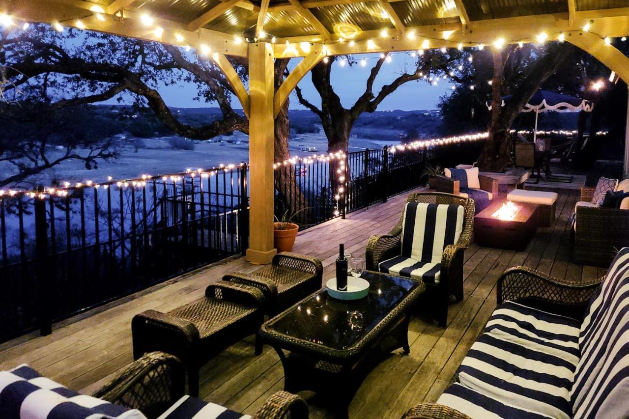 Villa Cliff Side Oasis Spicewood Exterior foto