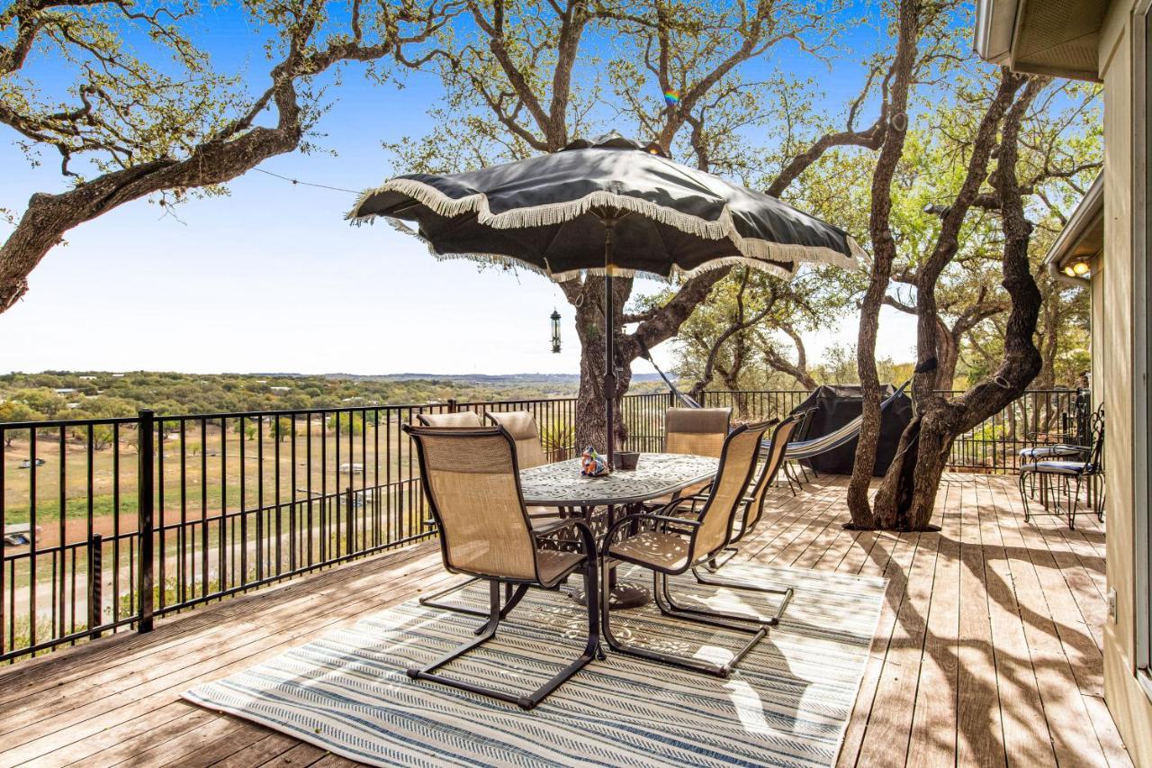 Villa Cliff Side Oasis Spicewood Exterior foto
