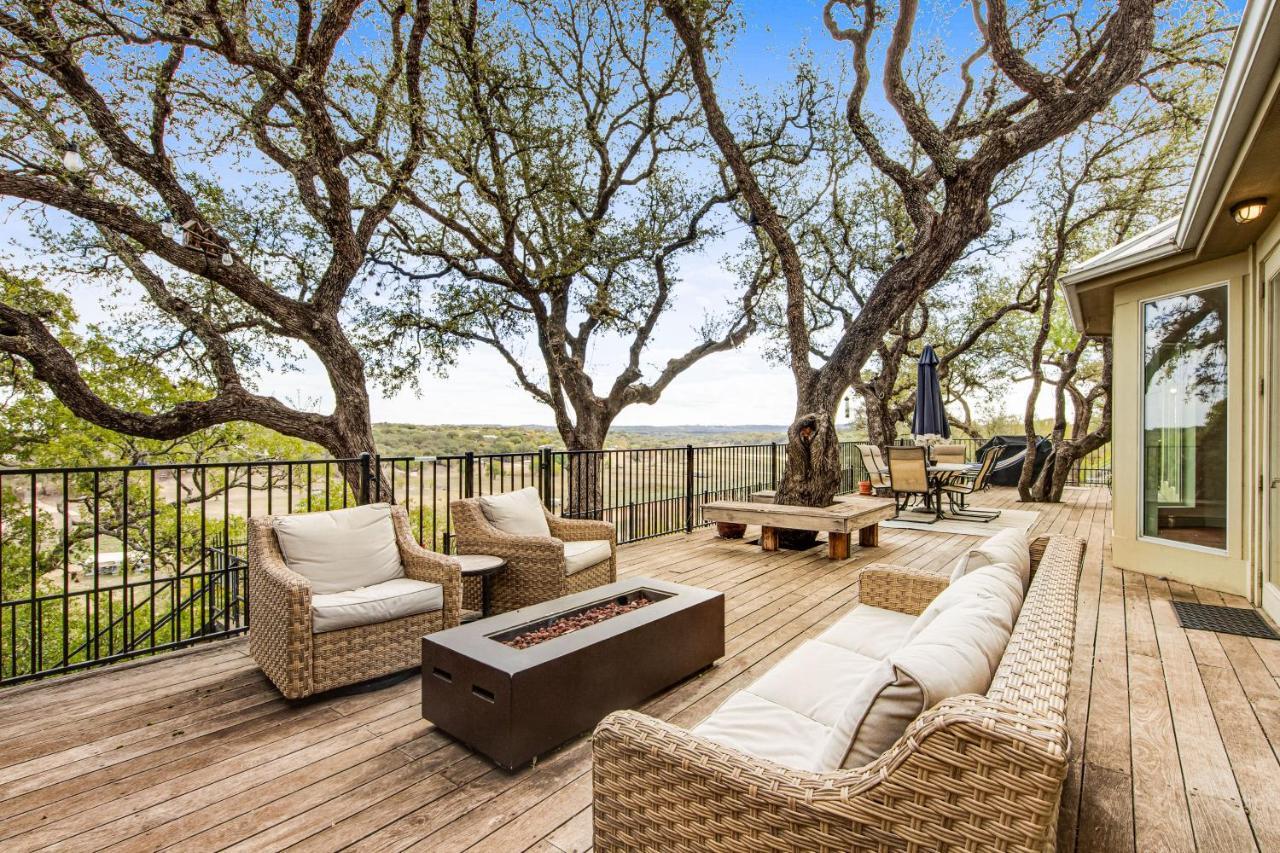 Villa Cliff Side Oasis Spicewood Exterior foto